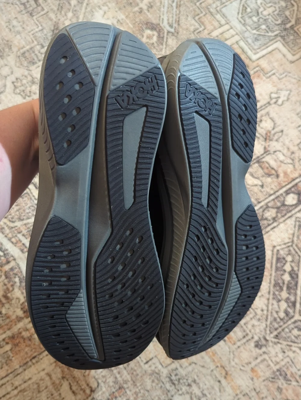 Hoka One One Mach 6 LA 1164033-BBLC Black Gray Running Sneaker Women's 9.5B